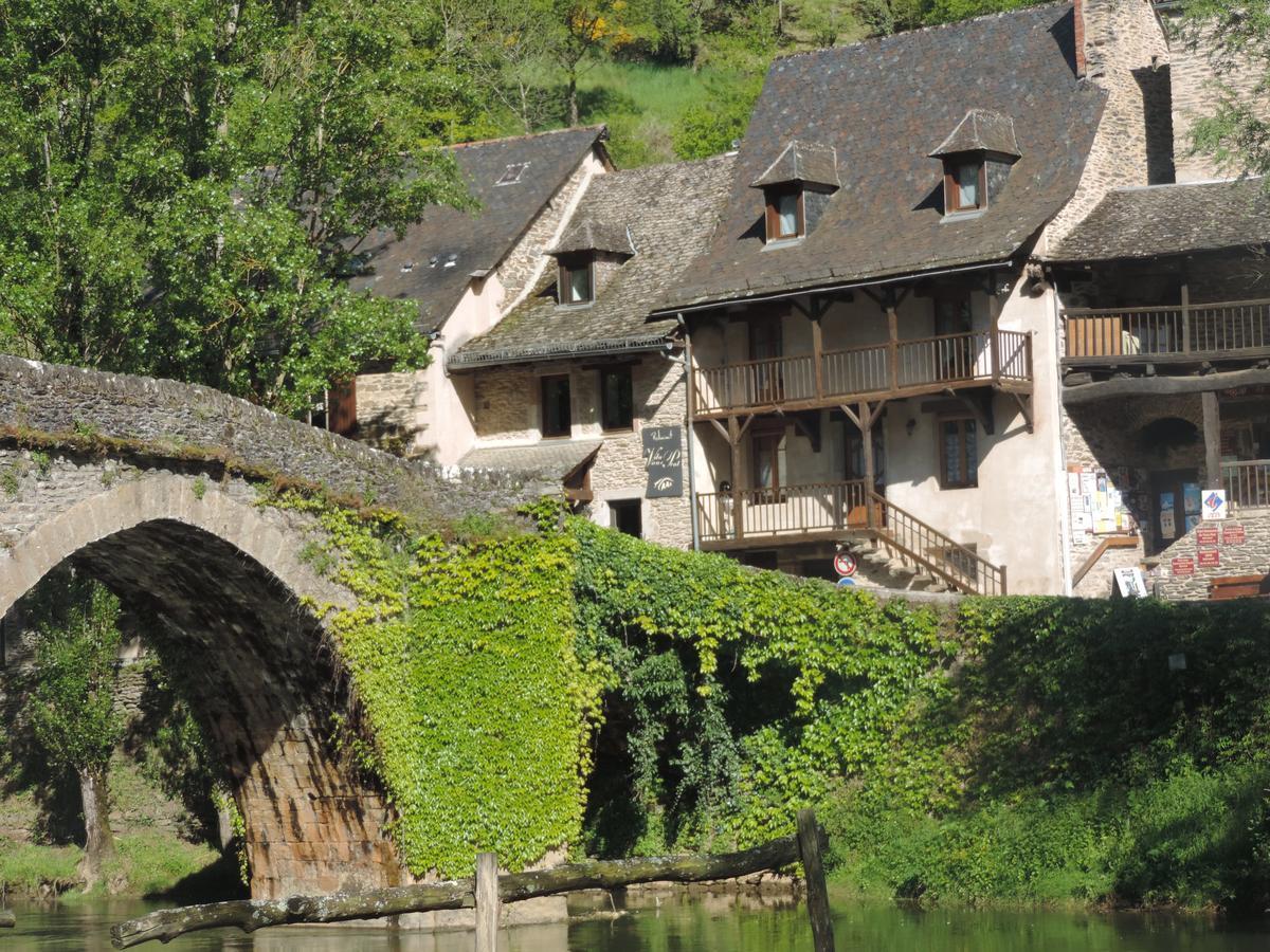 Le Vieux Pont Hotel Belcastel  Luaran gambar